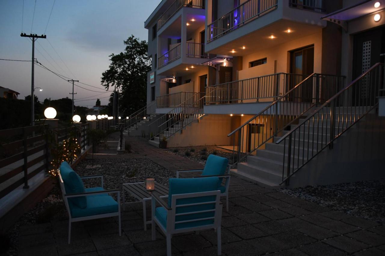 Theano Luxury Suites Nikiti Dış mekan fotoğraf