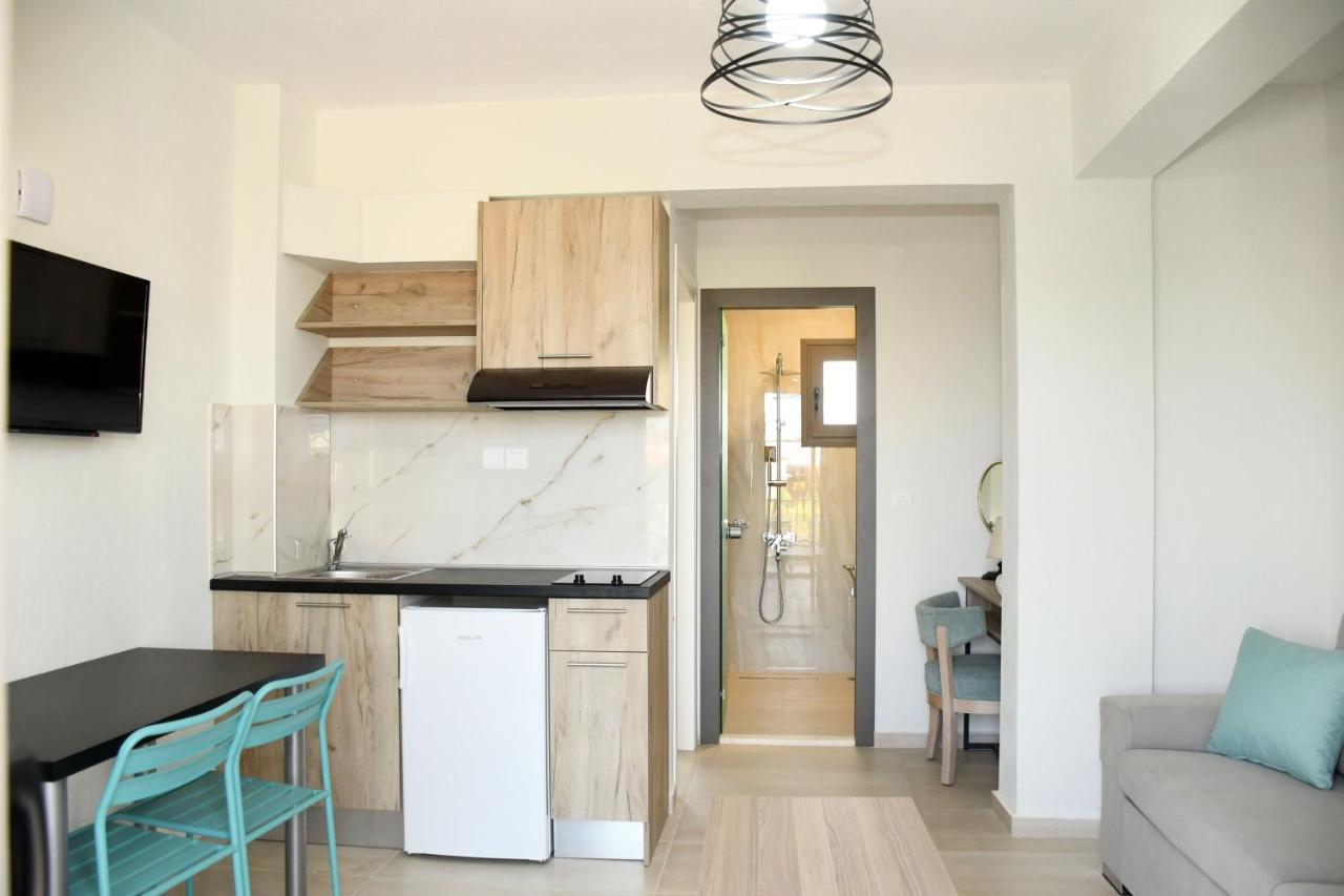 Theano Luxury Suites Nikiti Dış mekan fotoğraf
