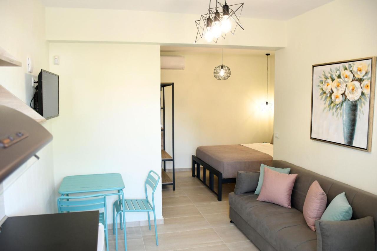 Theano Luxury Suites Nikiti Dış mekan fotoğraf