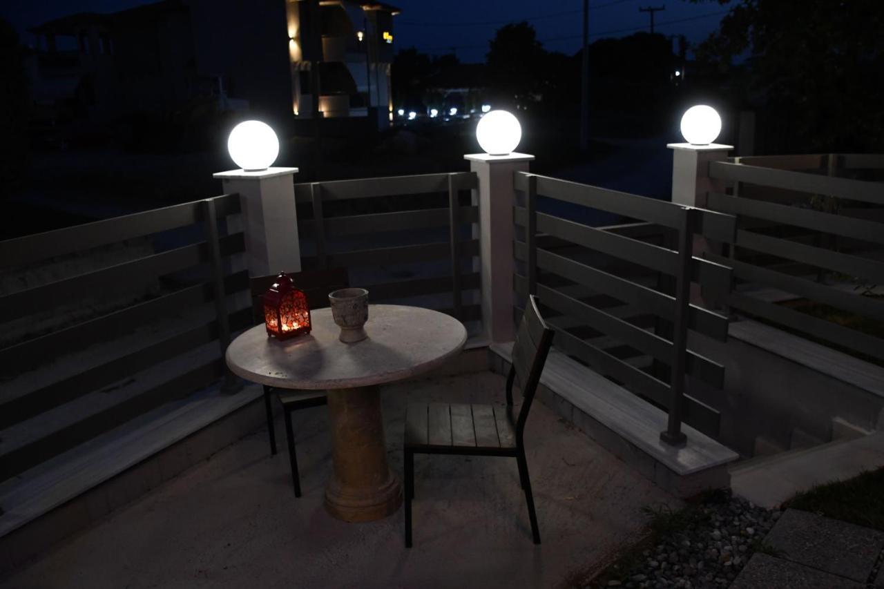 Theano Luxury Suites Nikiti Dış mekan fotoğraf