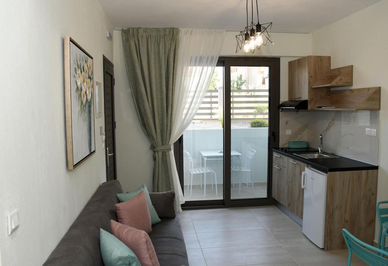 Theano Luxury Suites Nikiti Dış mekan fotoğraf