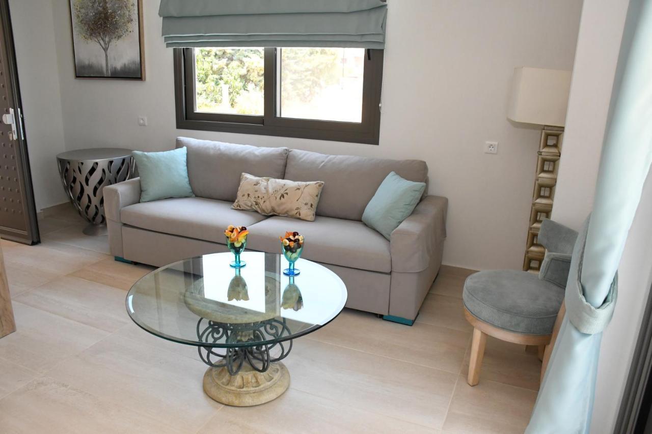 Theano Luxury Suites Nikiti Dış mekan fotoğraf