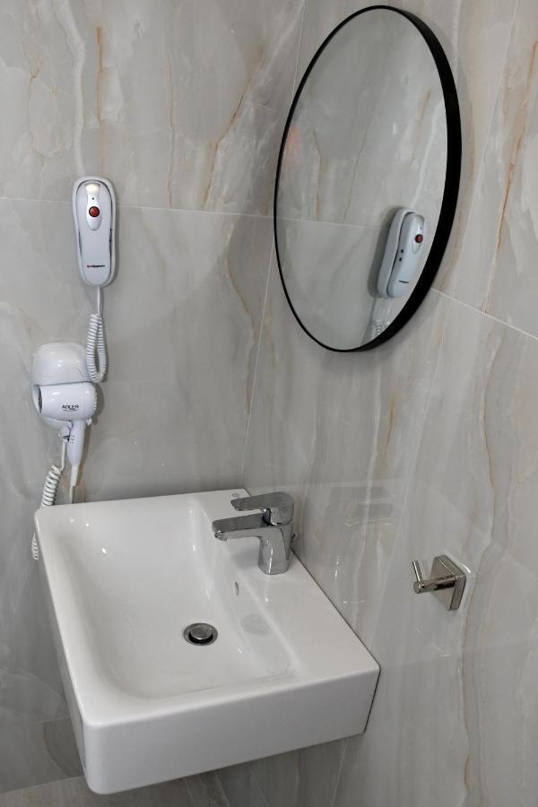 Theano Luxury Suites Nikiti Dış mekan fotoğraf